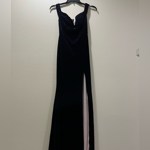 Macy’s dark blue prom dress - Picture 1 of 3
